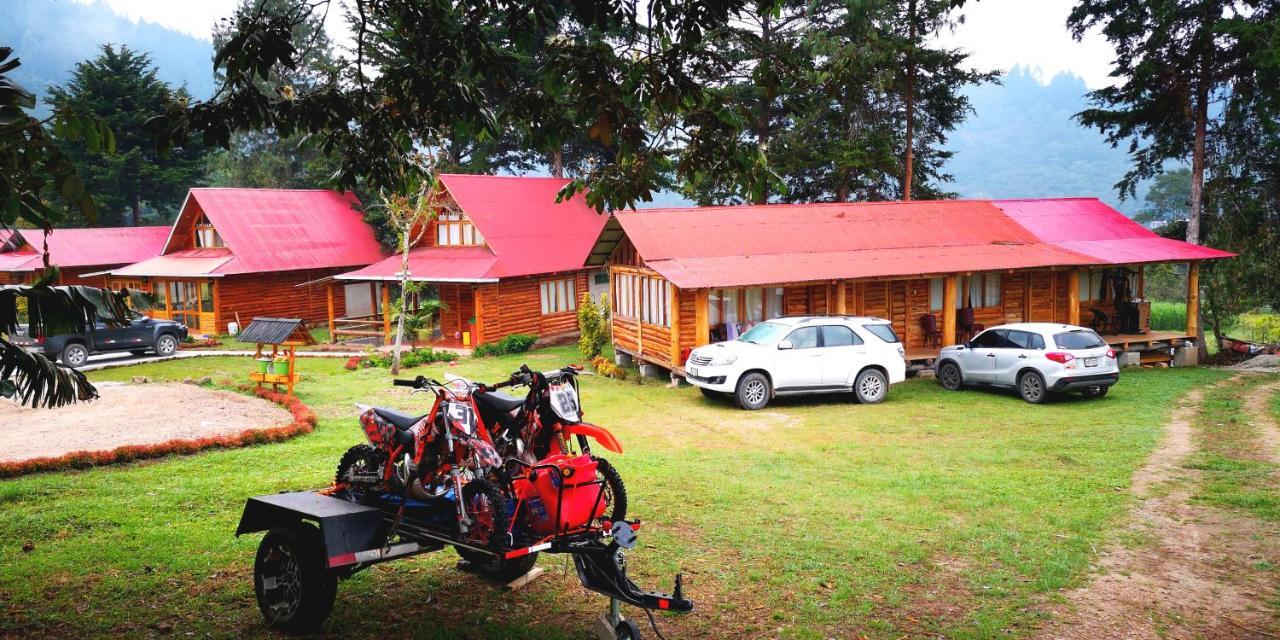 Hassinger Ranch Cabanas Oxapampa Exterior foto